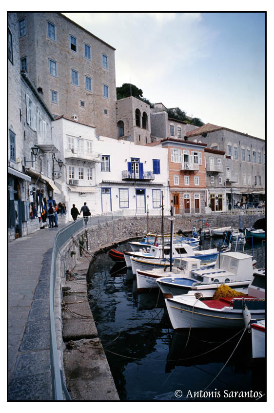 Hydra Island