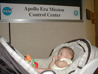 Thunder(4 Months) at Apollo Mission Control