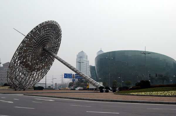 Century Square and the Shanghai Oriental Arts Center