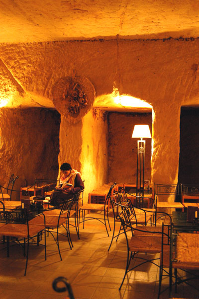 Cave Bar, Petra