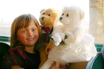 Kelly and the Wedding Bears