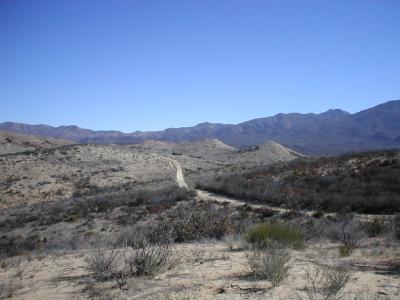 Trail E/B to Tres Hermanos