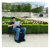 Tim Consults the Map, Tuileries