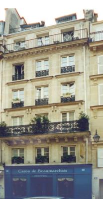 The Hotel Caron de Beaumarchais in the Marais District of Paris. Our room is on the top floor, far left, with the balcony.