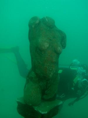 u17/fpeeters/medium/5825515.Torso17.jpg