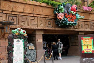 Rain Forest Cafe's Entrance