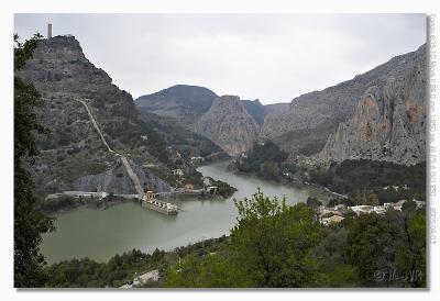 u17/hvr_oosterzele/medium/42381775.EOS1DMarkII_050403_zondag_155910_9070.jpg