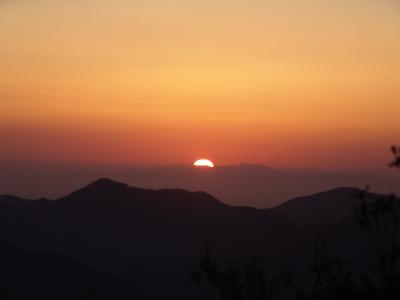 Sun rise at Moak Mountain.