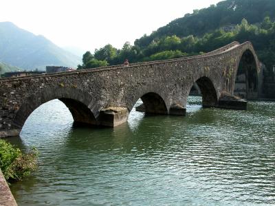 The Devil's Bridge, Tuscany (DSCN0103.jpg)