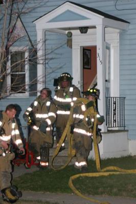 Burritt Ave. Fire (Stratford) 4/17/05