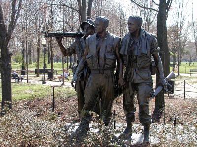 Sculpture to Vietnam Veterans