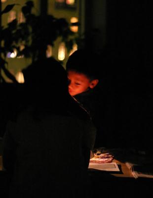 Jan 30: Playing with flashlights
