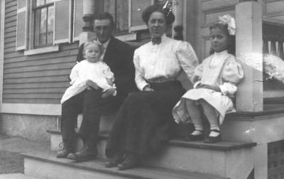 Dad, Grandfather Minzner (Fred, aka Fritz), Grandma (Martha Eidam), Myrtle, 1911
