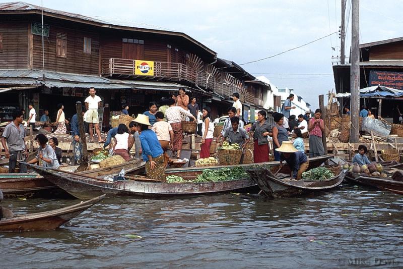 Floating Market