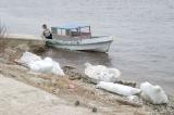 April 23, Taxi boat and shore ice