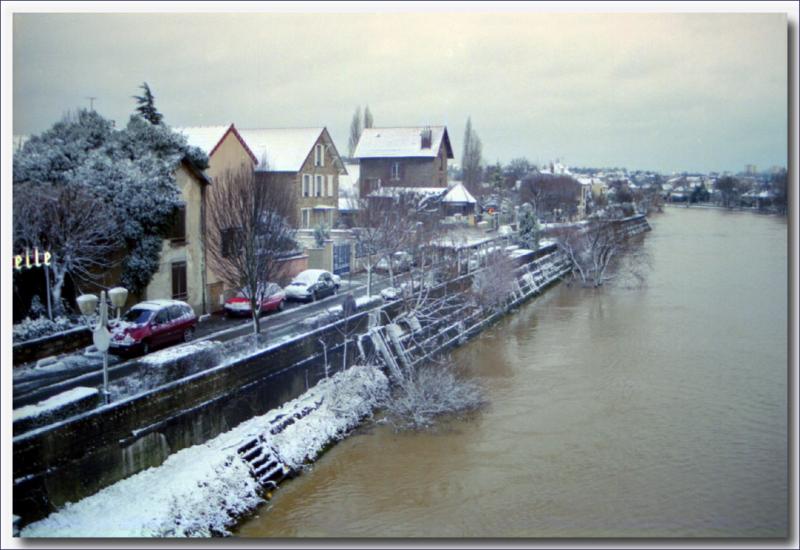 La Marne  Bry. Janvier 2003