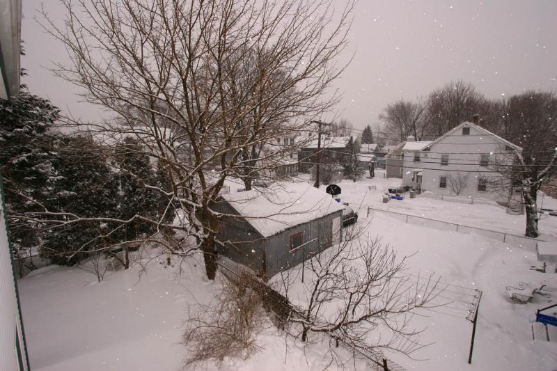 2005-01-26: More Snow