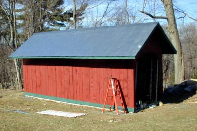 Barn_Apr05-3.JPG
