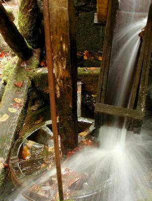 2jpgWaterWheel10-11-0024.jpg