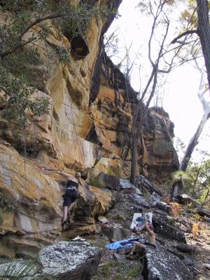 If you look carefully you'll see four ropes and heaps of draws, man i love sport climbing.JPG