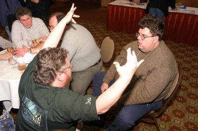 Brewer Tim Sauerwein (L) has a lively chat with Mid-Atlantic Brewing News writer Martin Wooster.