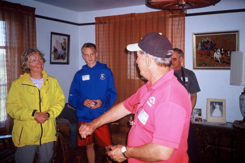 F1370024.jpg