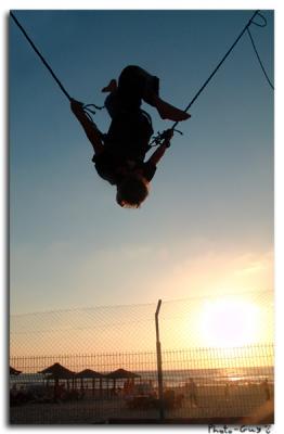 Sunset bungee <br> By Guy Evron