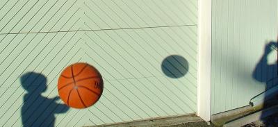 Shadow Basketballby Kimo