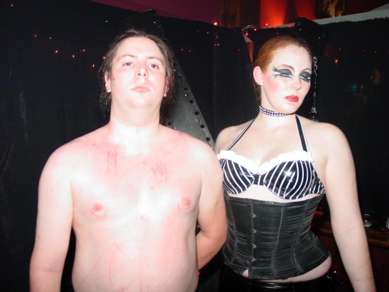 Dsc09389.jpg Ian and Mistress Autumn