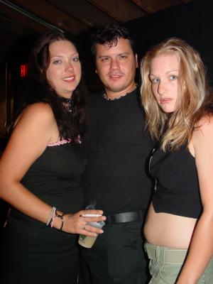 Dsc09418.jpg Jules, Danny, and Christy
