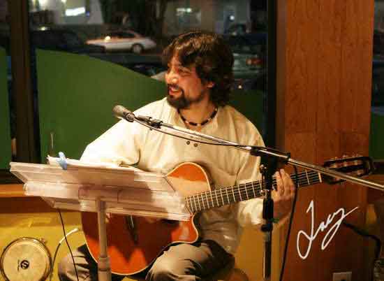 IMG_6879 Victor Mendez, 2005