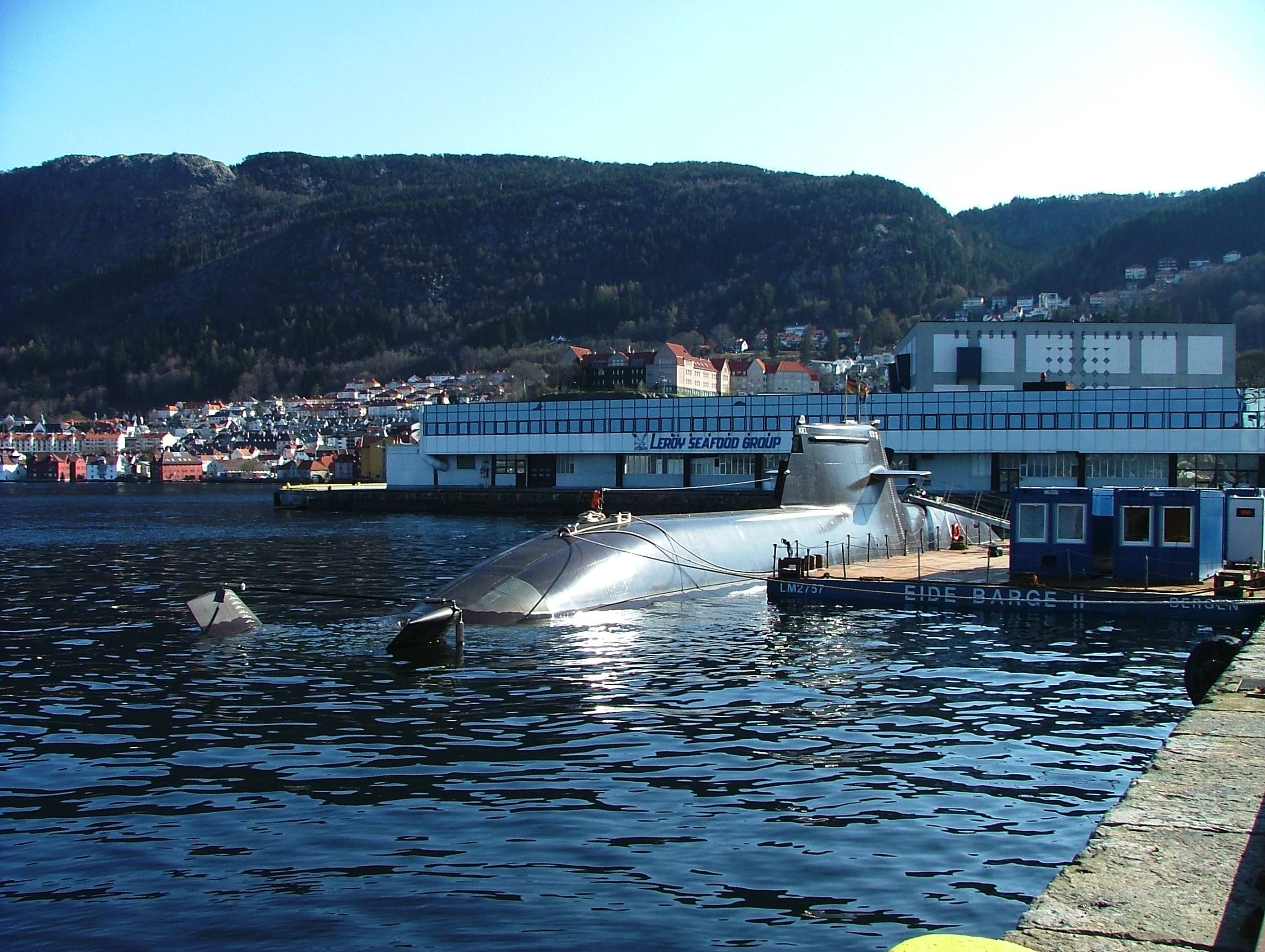 U 31 - S181 KIEL  is scheduled for commissioning on 30 March 2004-Bergen-Norwegen