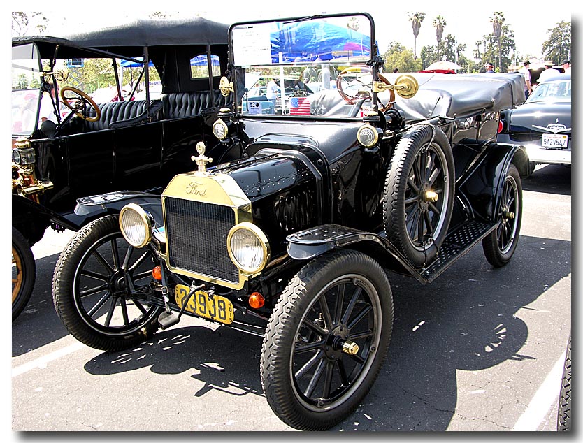 1915 Ford Touring