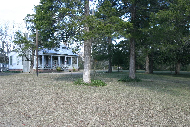 hollingsworth house.jpg