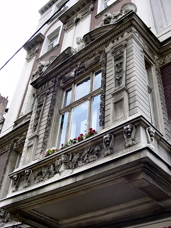 Belgrade Windows 4