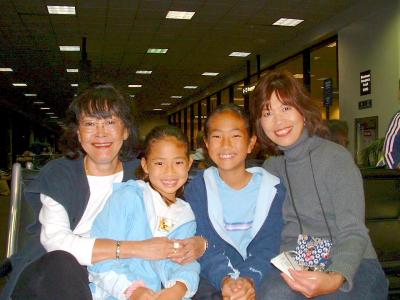 Brenda K, Sister & Grandkids YVR.