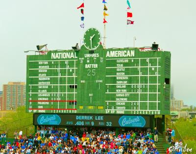 u18/aviben/medium/43076142.ScoreboardWrigleyField.jpg