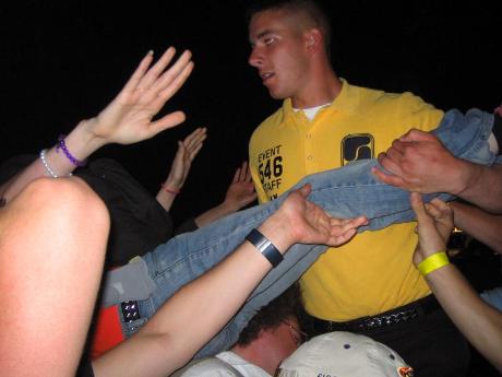 10crowd.jpg