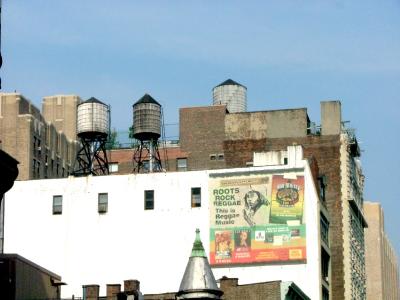 u18/debscarbro/medium/32971722.NYC605.jpg