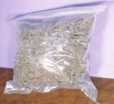 u18/dopewars/upload/15510245.marijbag2.jpg