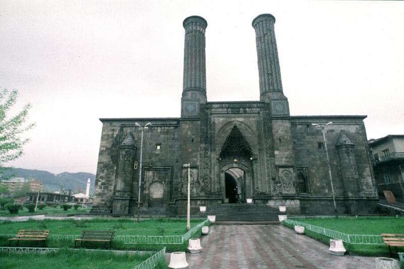 Cifte minaret medrese Erzurum