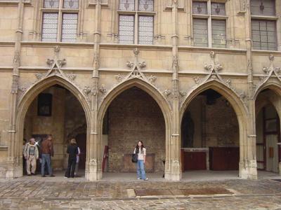 u18/dougt/medium/13012882.Cluny.jpg