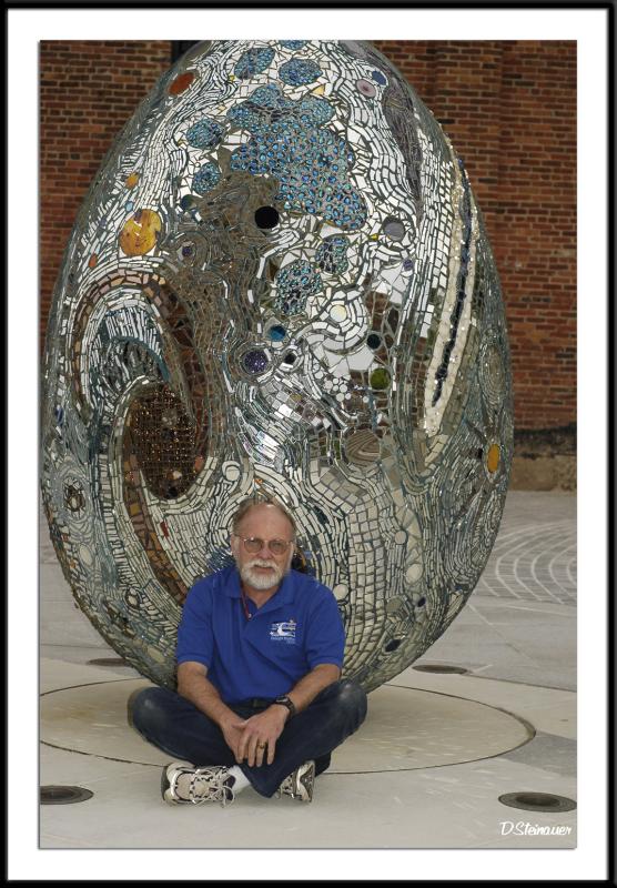 5/10/05 - Which Came First?<br><font size=3>ds20050507_0289a dds egg.jpg</font>