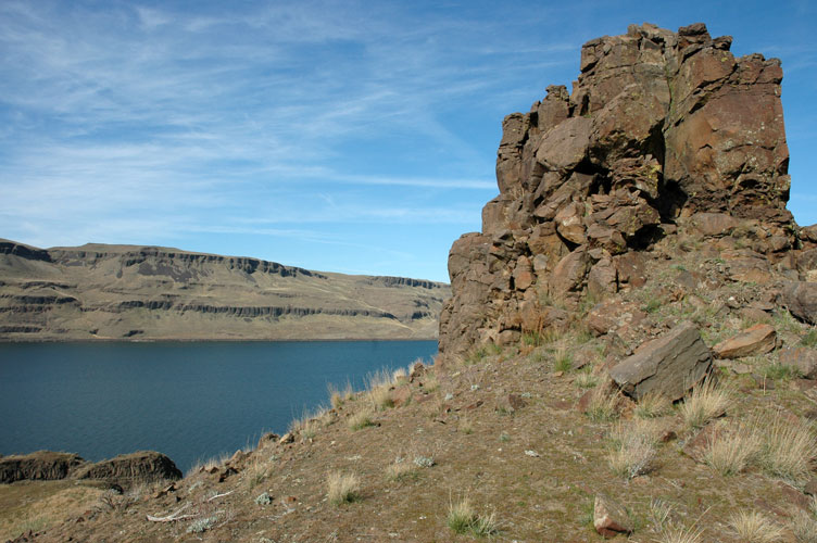 Rock Mound and the Columbia