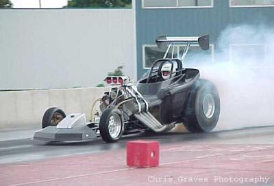 u18/fuelcarfan/medium/33054639.masseyburnout.jpg