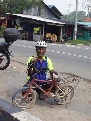 Bike Trip to Tanjung Piai - 25-26 Oct 2003