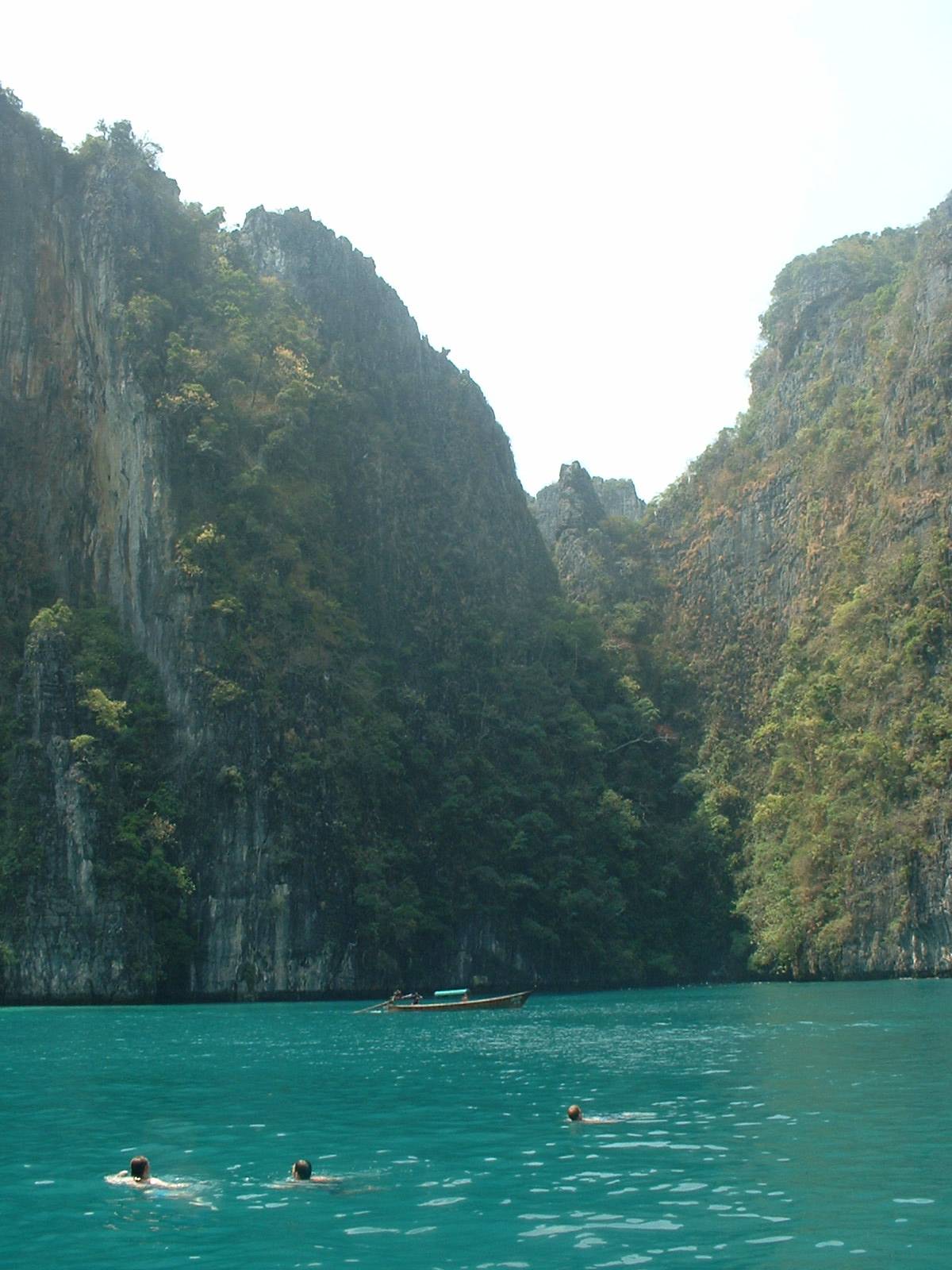 Ph phi islands