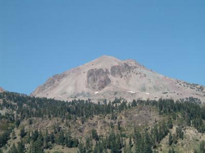 lassen_peak.JPG