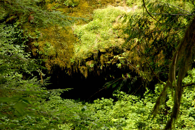040821 Hole In The Mountain