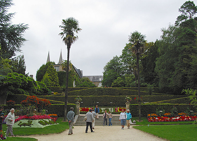 Coutances - Garden 2